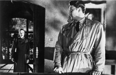 The lighting in this film noir is AWESOME!