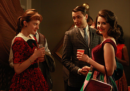 Peggy (Elisabeth Moss) & Pete (Vincent Kartheiser)