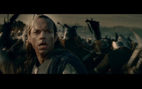 Elrond (Hugo Weaving) on the battlefield