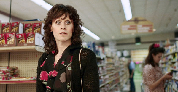 Rayon (Jared Leto) becomes Ron's (unlikely) friend