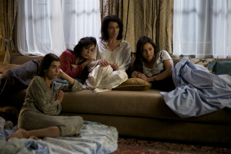 The ladies of the Hassan family find their thoughts drifting to the past.