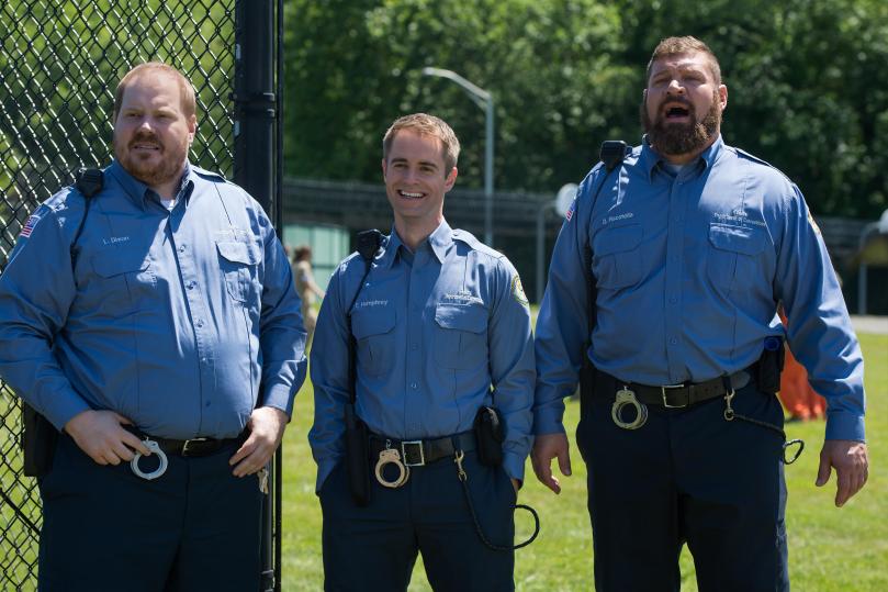 oitnb_s4_new_guards